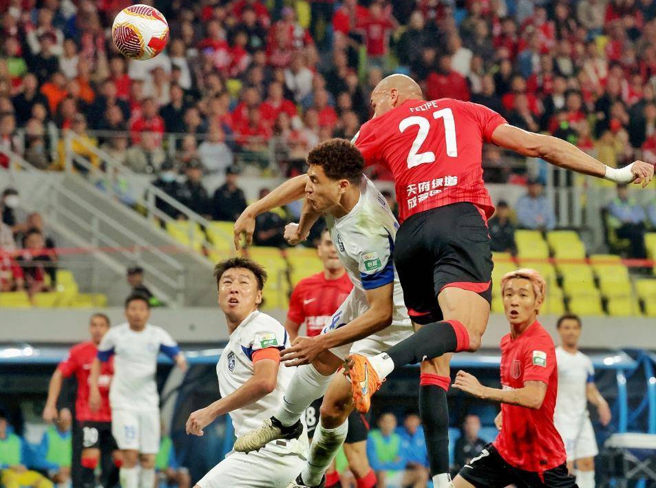 喜讯！成都蓉城跟24岁的法甲王牌国脚签约，热身赛亮相表现不俗