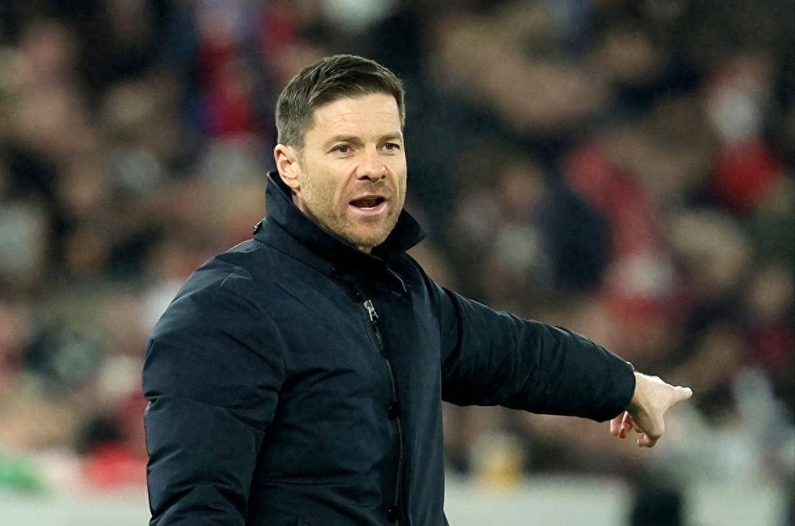 94分钟绝杀！拜仁争冠劲敌连入3球，4-3逆转德甲5冠王，差拜仁6分